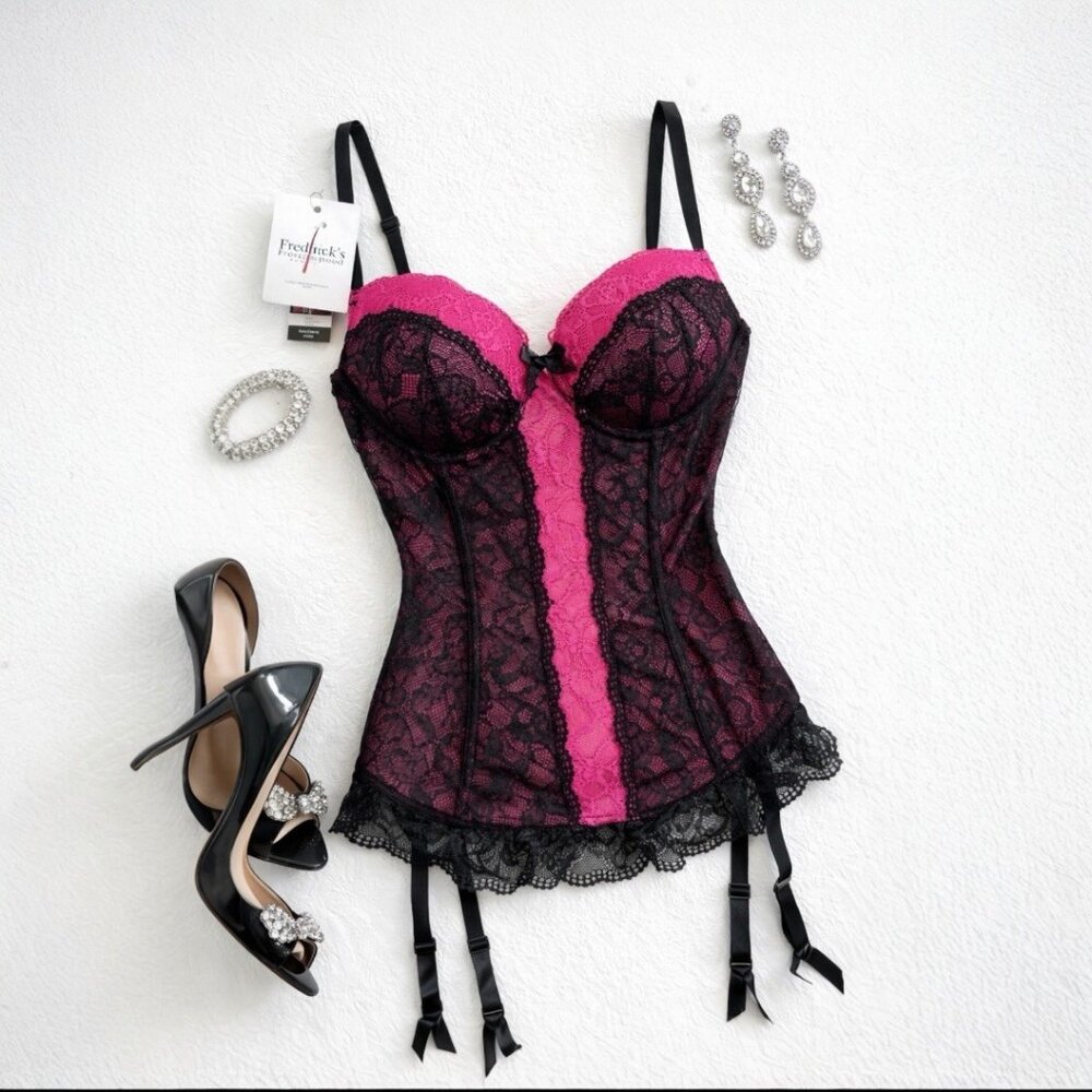Frederick's of Hollywood Pink & Black Lace Bustier Corset Garter Lingerie M NWT